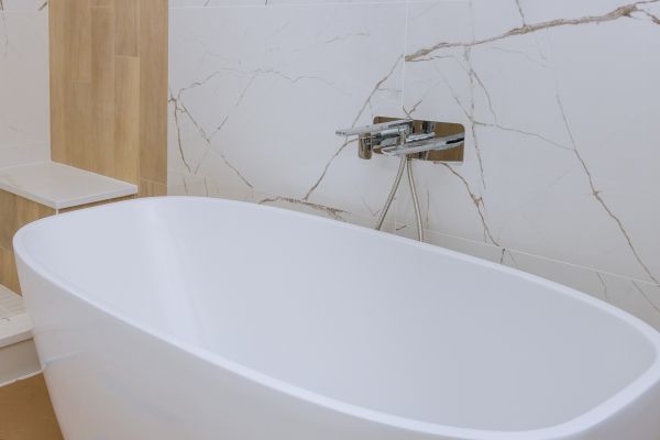 Cost of Bathtub Faucet Installation in Toledo