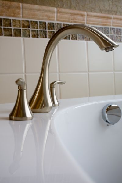 Cost of Bathtub Faucet Repair in Toledo
