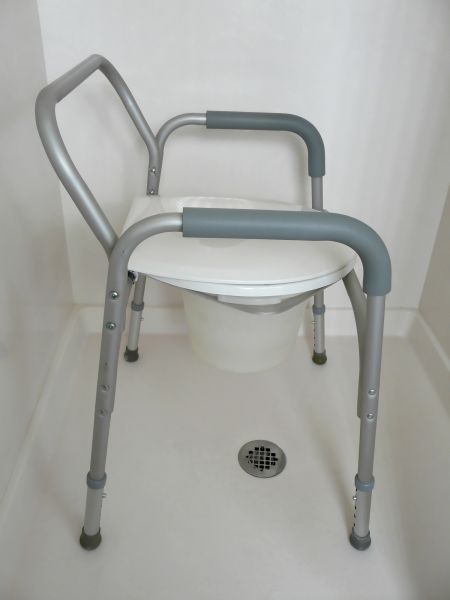 Cost of Commode Installation in Toledo